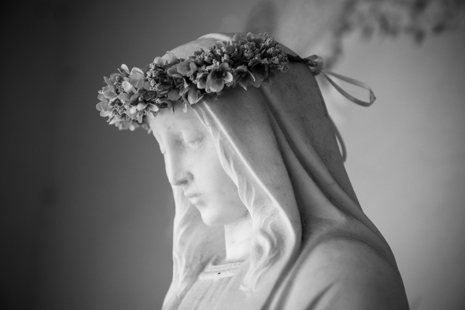 Mary, an Example of Devotion to Christ (Mark 14:1-11)